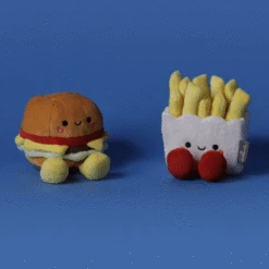 Hallmark -Hallmark Cheeseburger and French Fries Magnetic Plush 1KID1643 02