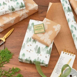 Hallmark -Hallmark Elegant Evergreens Holiday Wrapping Paper 5JXW1203 02