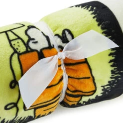 Hallmark Peanuts® Franken-Snoopy Comic Blanket, 50x60 -Hallmark Frankenstein Snoopy Comic Strip Blanket 1HGN1516 04