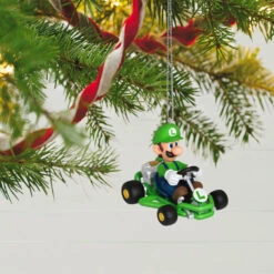 Hallmark Nintendo Mario Kart™ Luigi Ornament 9 Hallmark Nintendo Mario Kart™ Luigi Ornament -Hallmark Mario Kart Luigi Keepsake Ornament 1899QXI6337 02