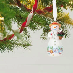 Hallmark Snowtop Lodge Terran S. Gardner Porcelain Ornament -Hallmark Snowman with Flower Pot Keepsake Ornament 2299QXR8119 02